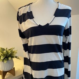 Lululemon navy and white stripe shirt